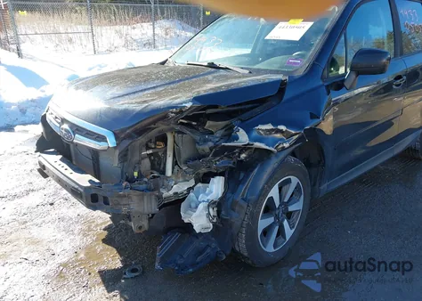 2017 Subaru Forester 2.5I Premium z USA, uszkodzony, nr VIN JF2SJAEC1HH580968